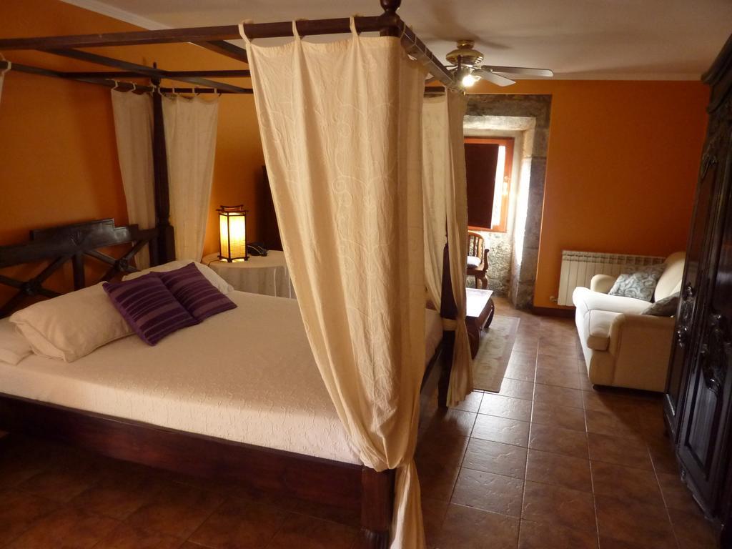 Aire De Ruesga Hotel Room photo